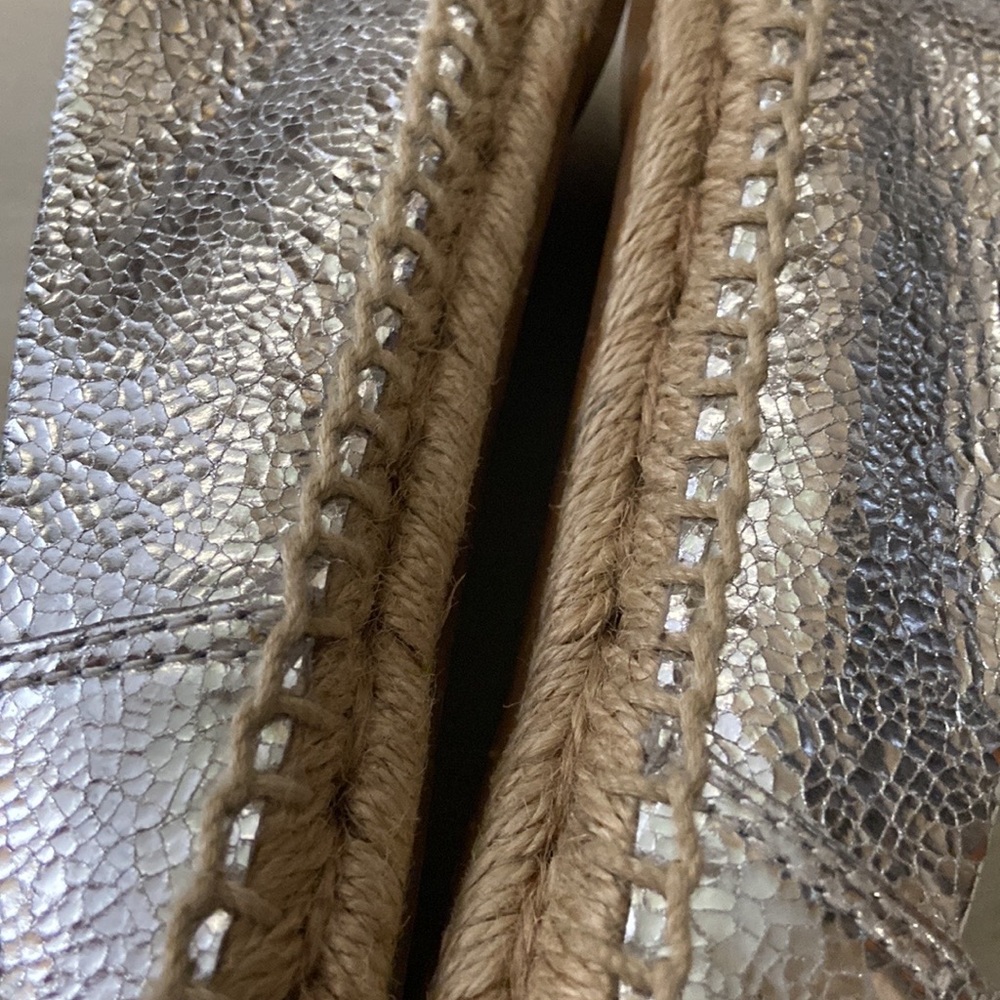 Tory Burch Metallic Colorblock Espadrilles, Size 6 - Picture 12 of 16